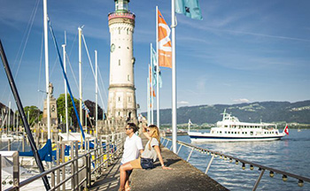 Deutsche Alpenstraße Lindau Hafeneinfahrt ©Deutsche Alpenstraße Fotografie Dietmar Denger