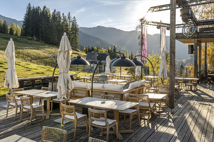 Terrasse_Sommer-©-Günter-Standl_Forsthofalm-(1).jpg